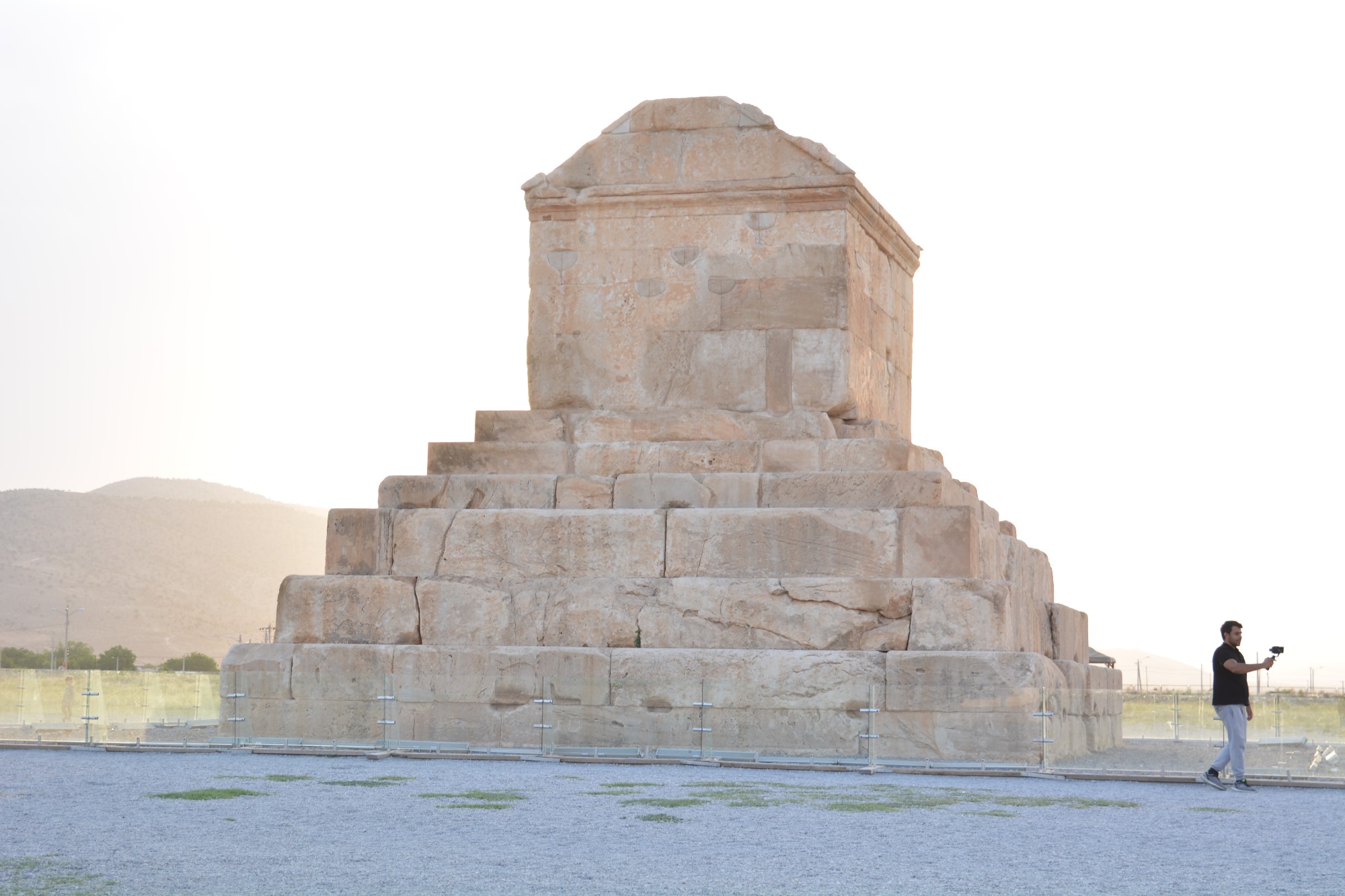 Visit Persian Empire! Pasargadae & Persepolis Travel Guide (Video Tour